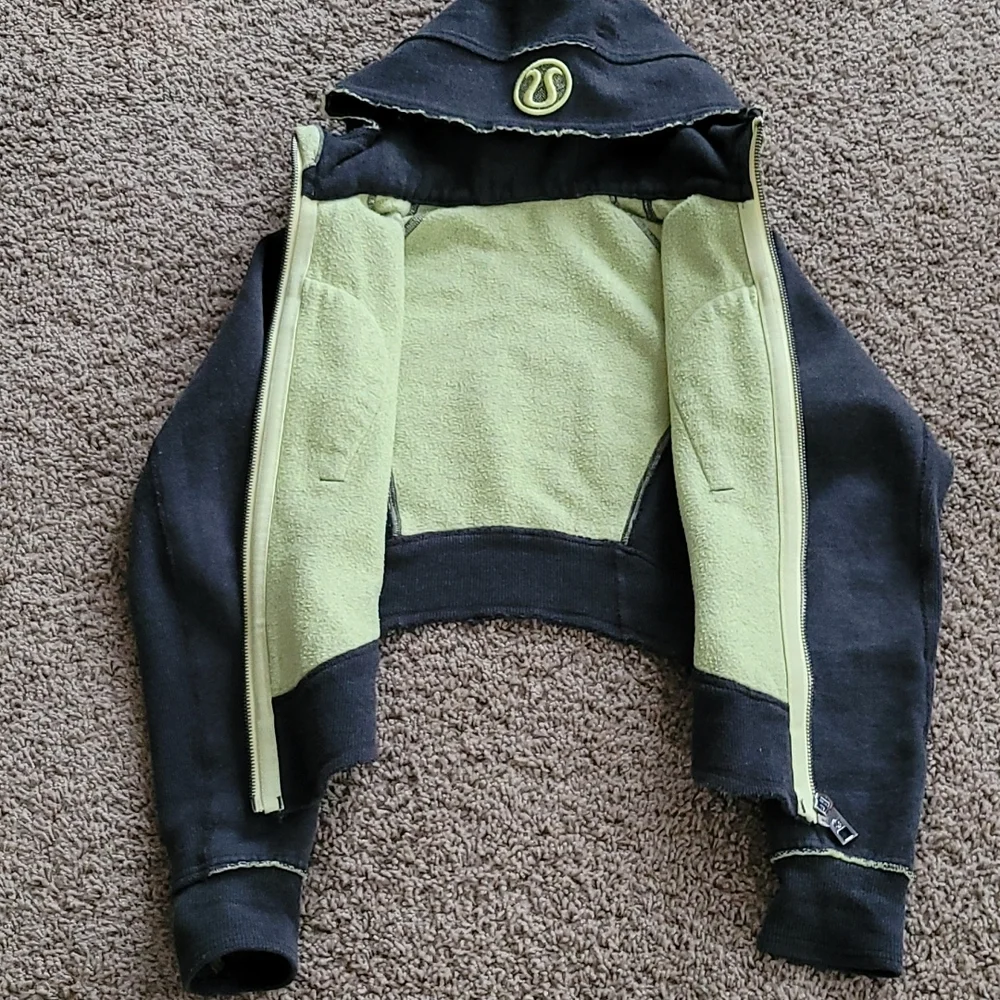 Lululemon Shaped Scuba Hoodie Size 2 - Picture 6 of 8